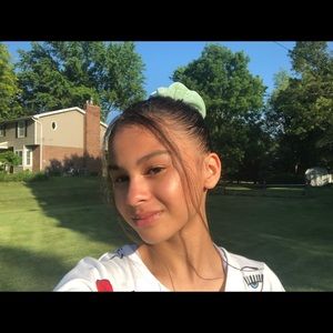 Meet your Posher, Geraldin